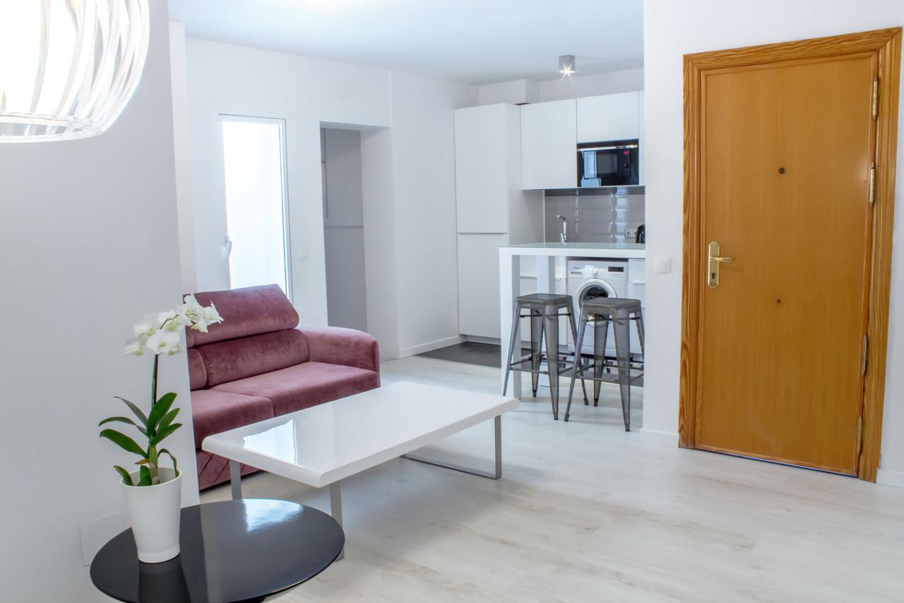 Apartamento con terraza II