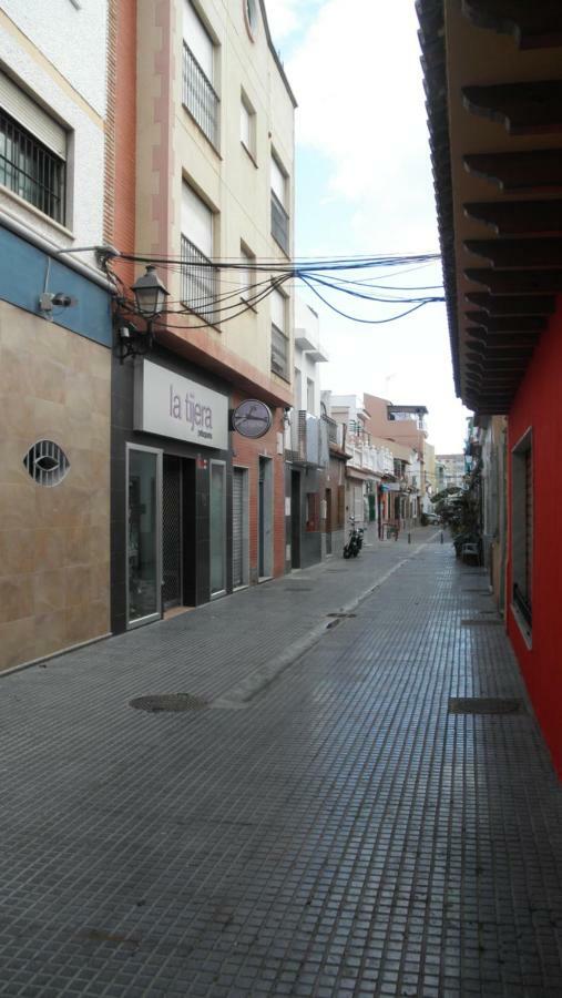Estudio con balcón