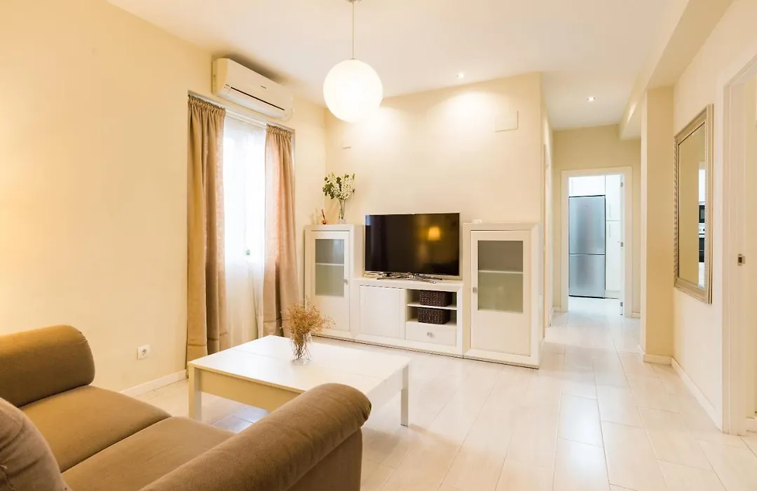 Alferez I By Ele Apartments-1