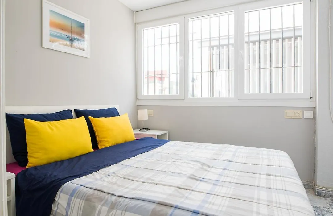 Malagaonbeach 2 - Two Bedrooms - Up To 3 People - 80 Meters Beach-1