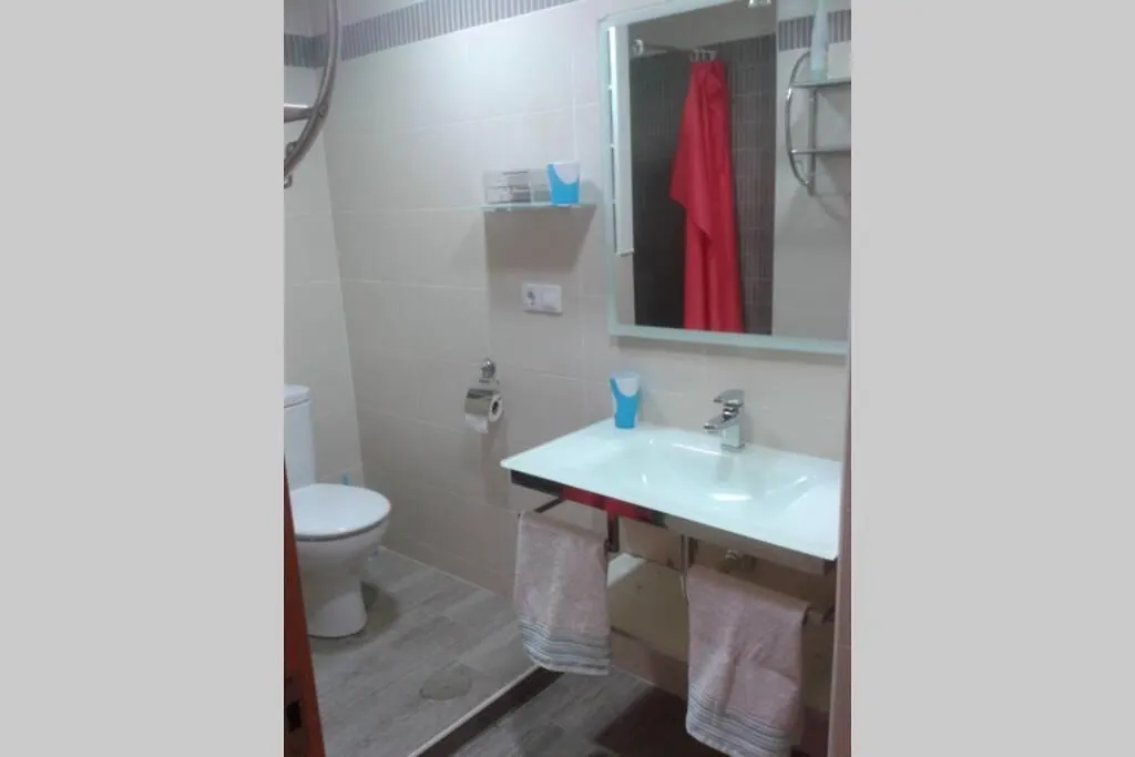 Bonito apartamento cerca del puerto-1