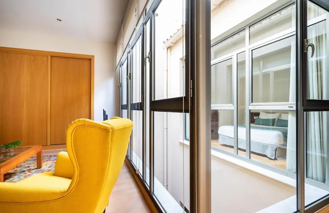 Homeabout Fresca Apartment II-1