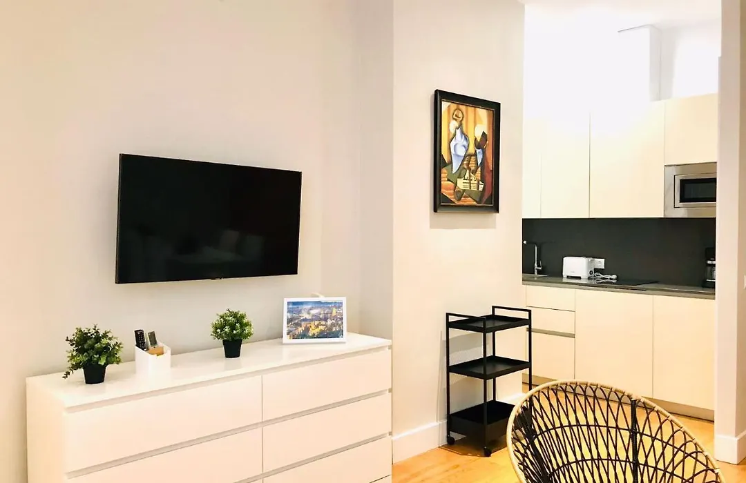 Arenal Del Mar & Malagueta Beach By Ele Apartments-1