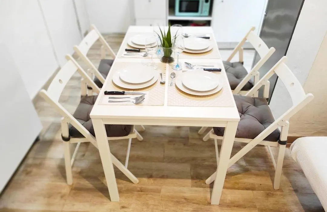 Holidays2Malaga Velarde Cerca Hospital Civil Y Centro Malaga-1