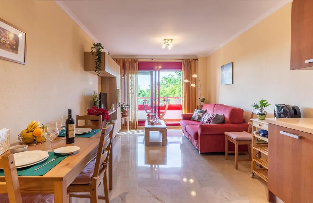 Apartamento con parking Puerto Nuevo 8-1