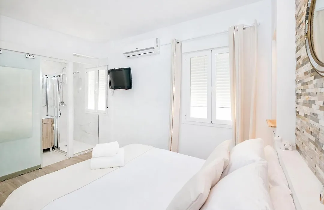 Marmoles 21, City Center Apartment-1