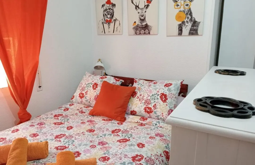 Apartamento Con Encanto 'Larios Studio'-1