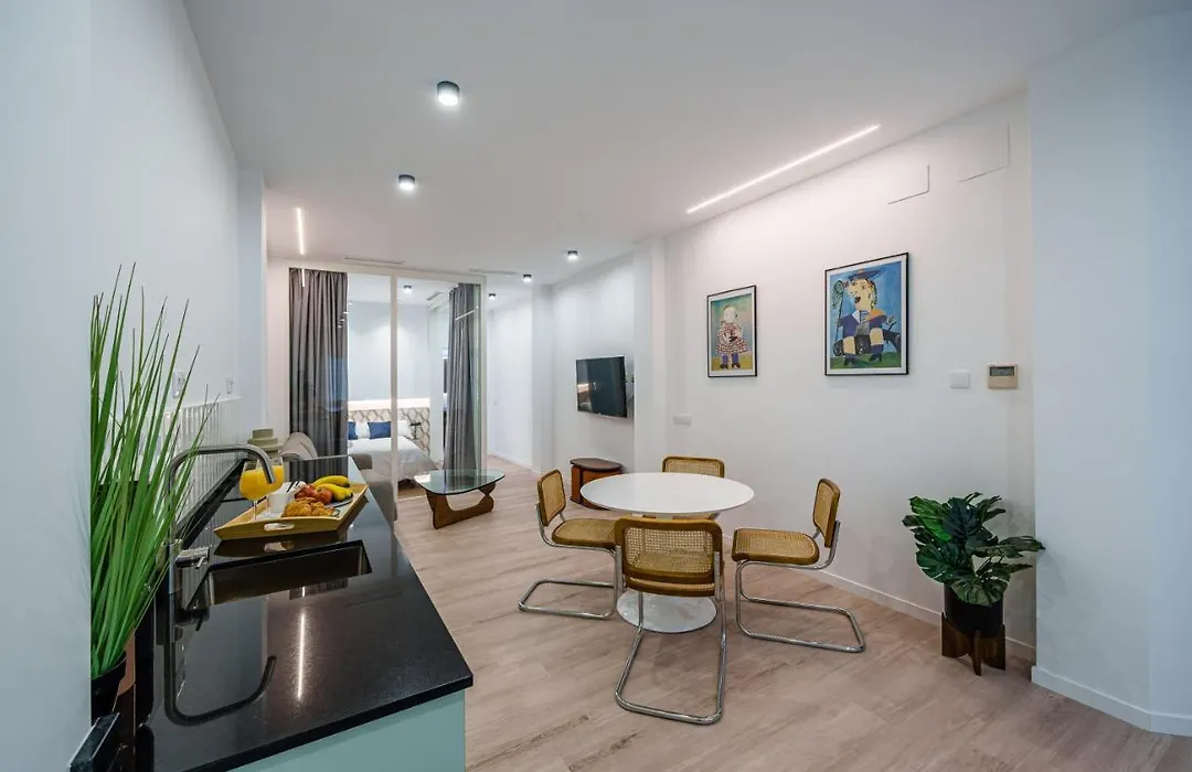 Exclusive Alameda - Central Apartment-1