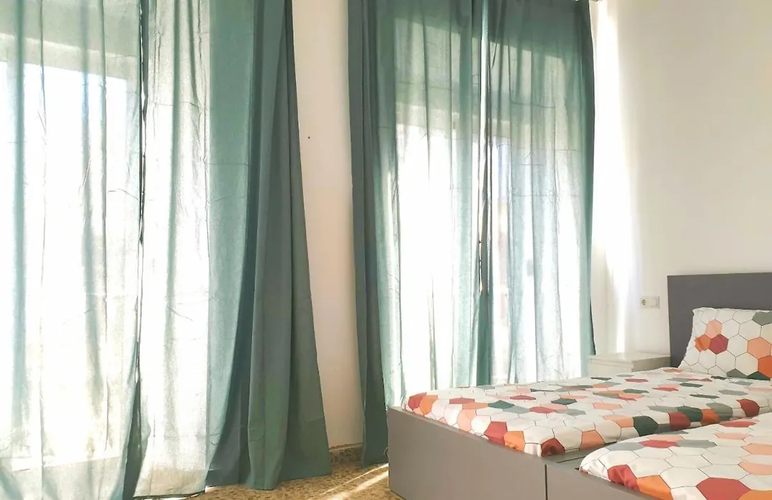 Sunny Malaga Centre Flats, 2 Options, With Balcony Or Terrace-1