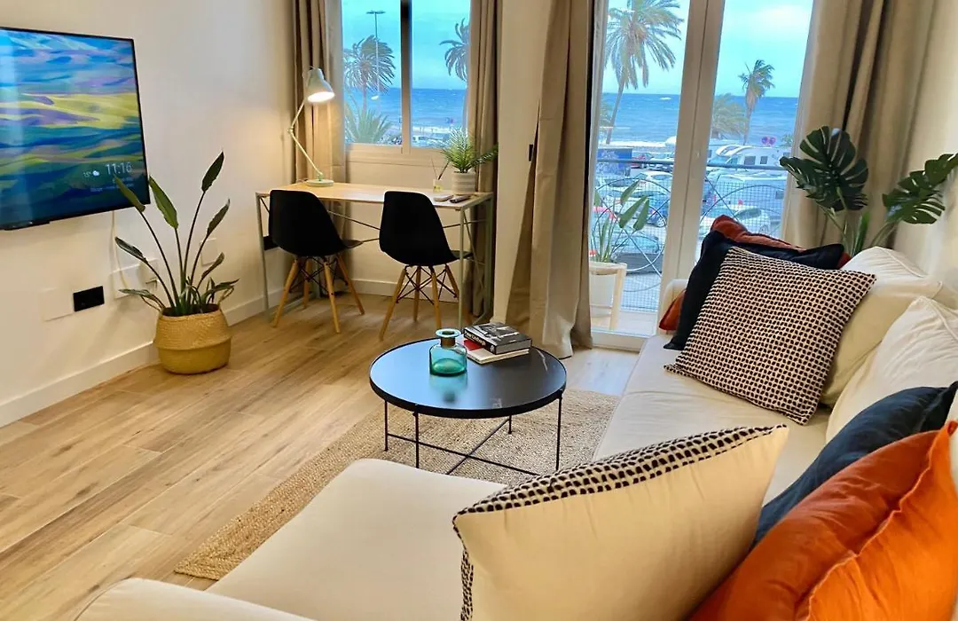 Soek Pedregalejo Seafront Holidays Homes-1