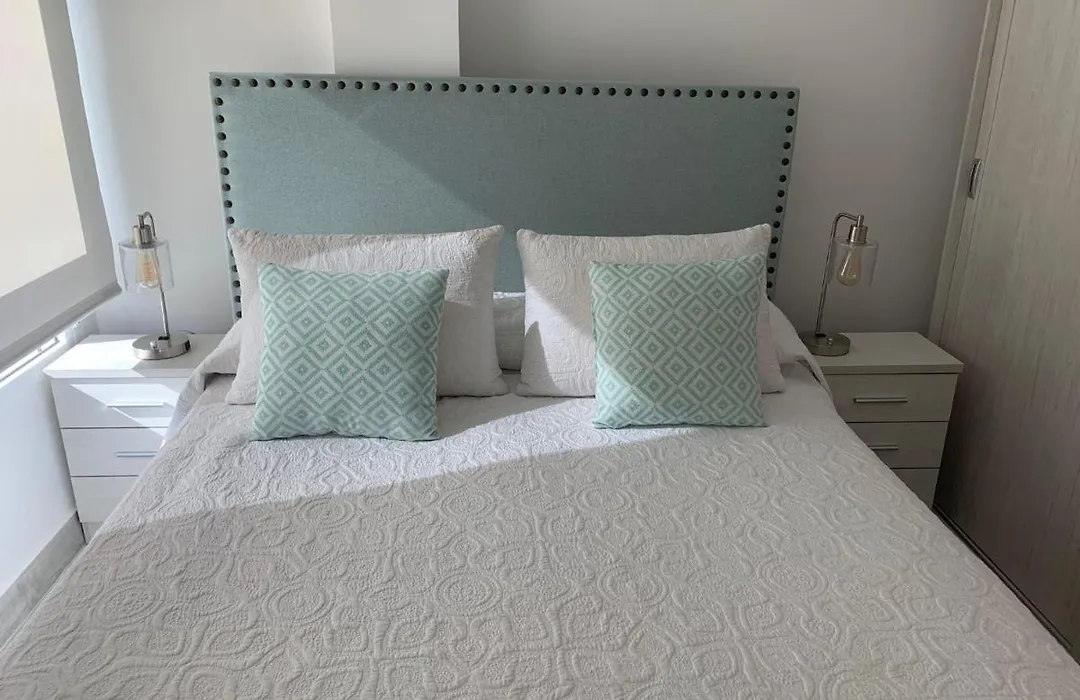 Almansa Shoping & Balcony 3 Bedrooms City Center-1