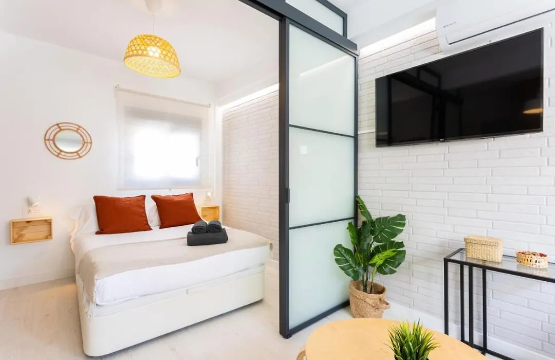 Suite Home Cervantes-1