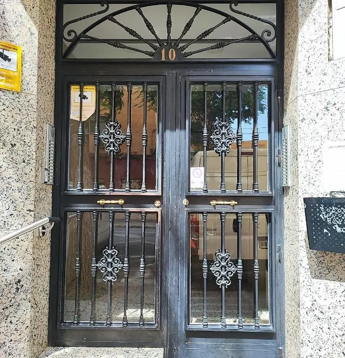 Bright&quiet studio in Málaga-1