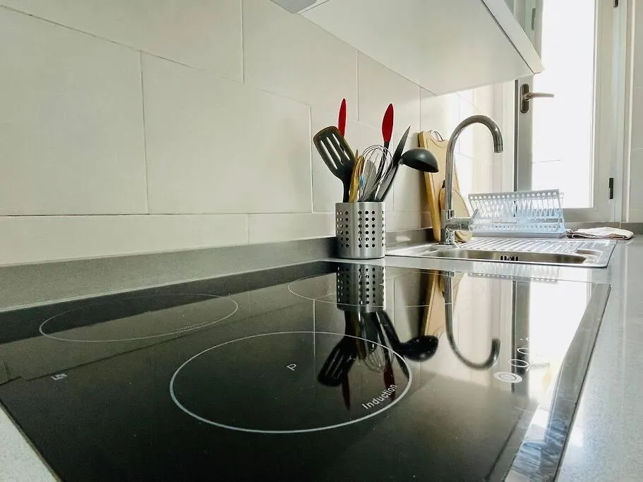 Magnifique Duplex Avec Terrasse Proche De La Plage-1