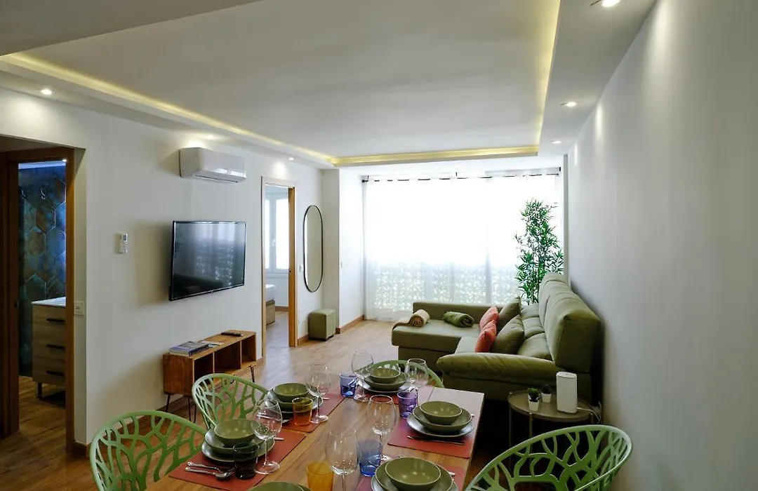 Leo Home- Bright & Centric 3 Bedrooms Apartment With Private Parking Inside-1