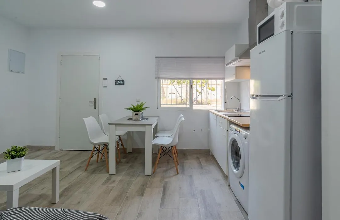 Fantastic & Functional Apartment In Malaga II-1