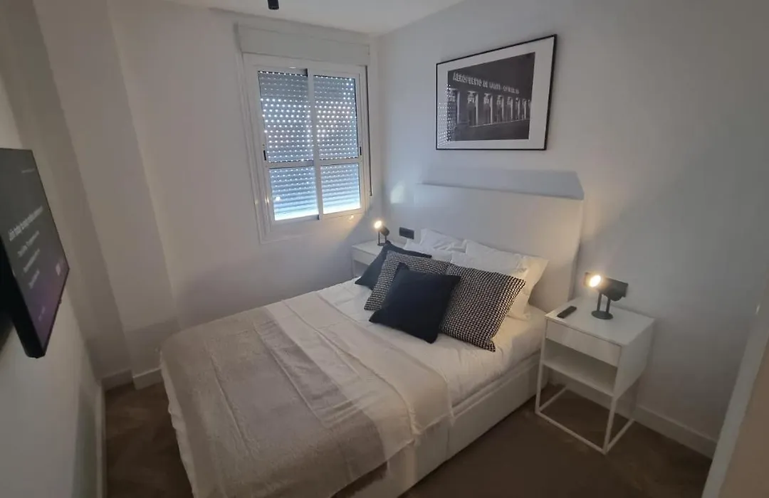 Luxe Appartement In Het Centrum Van Malaga Met Gratis Parkeerplek!-1