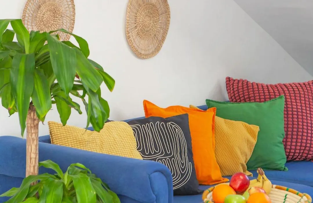 Picasso'S Dream Cozy & Chic Attic Plaza Merced-1