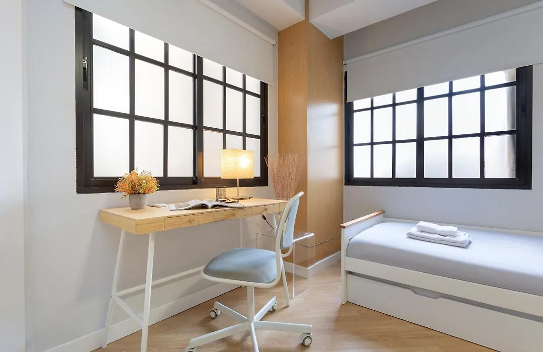 Coqueto Apartamento Junto A Calle Larios By Rent Me-1