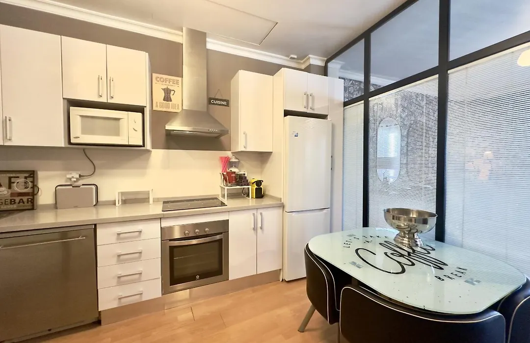 Urbe10 Plaza de Uncibay 3 Bedrooms apatment-1