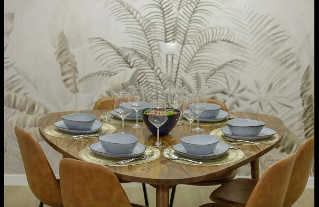 Picasso 2 Luxury-1