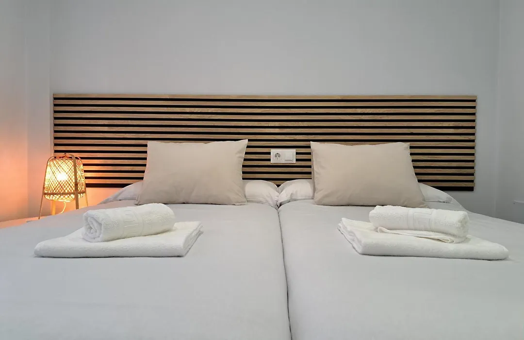 Victoria Flat F&M Modern And Comfortable Near City Center-1