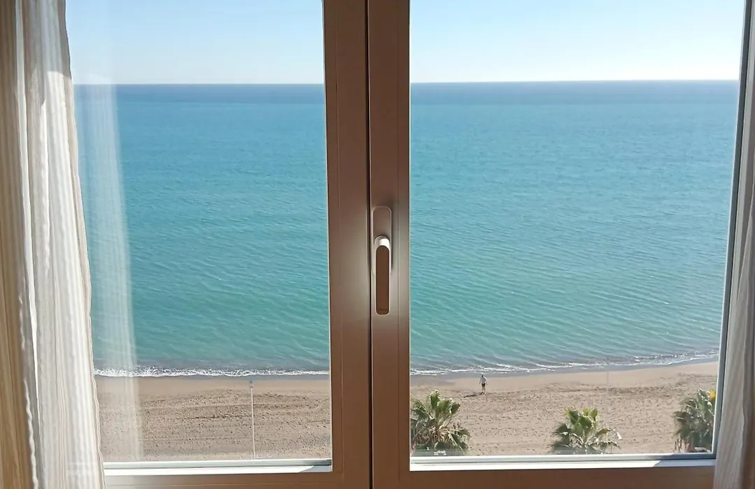 Piso primera línea de playa-1