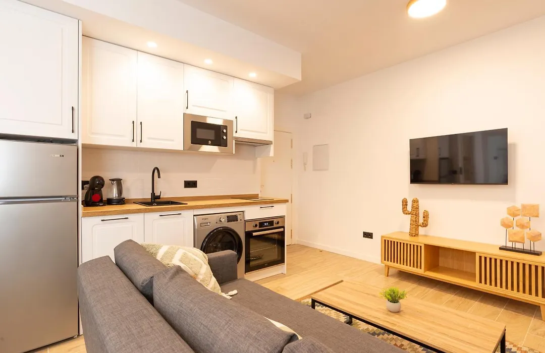 II Cozy & Modern Apartment Ayr-1