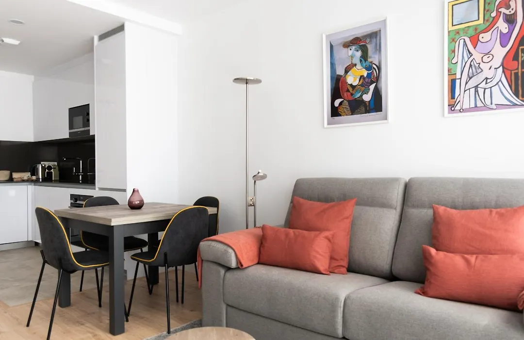 Urban Sky Apartment Malaga-1