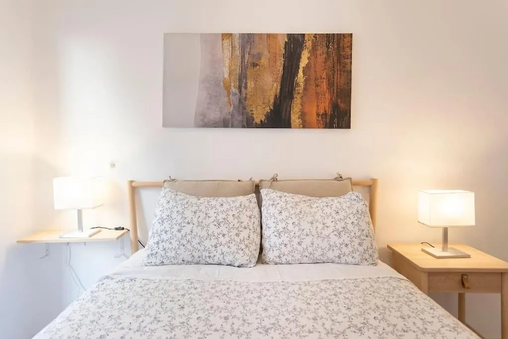 3 Bedroom Flat In Historic Centre-1