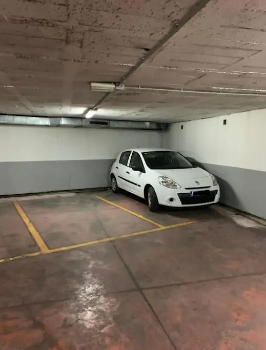 Malagueta, Free Parking, Center & Beach-1