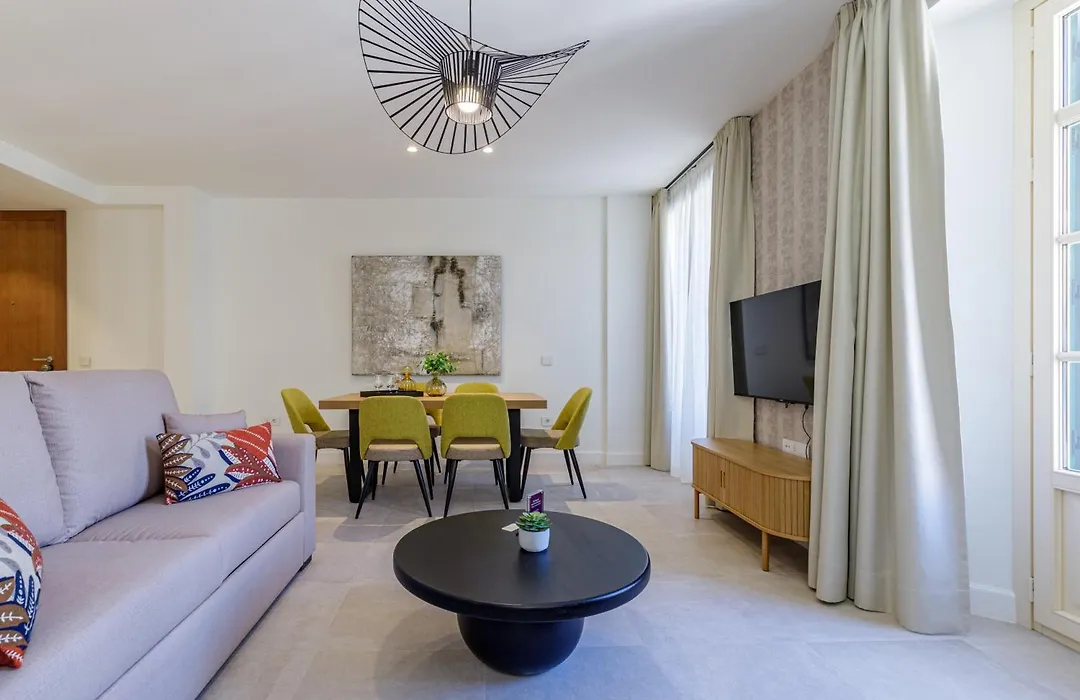Plaza del Siglo Suites&Boutique Apartments by Caleta Homes-1