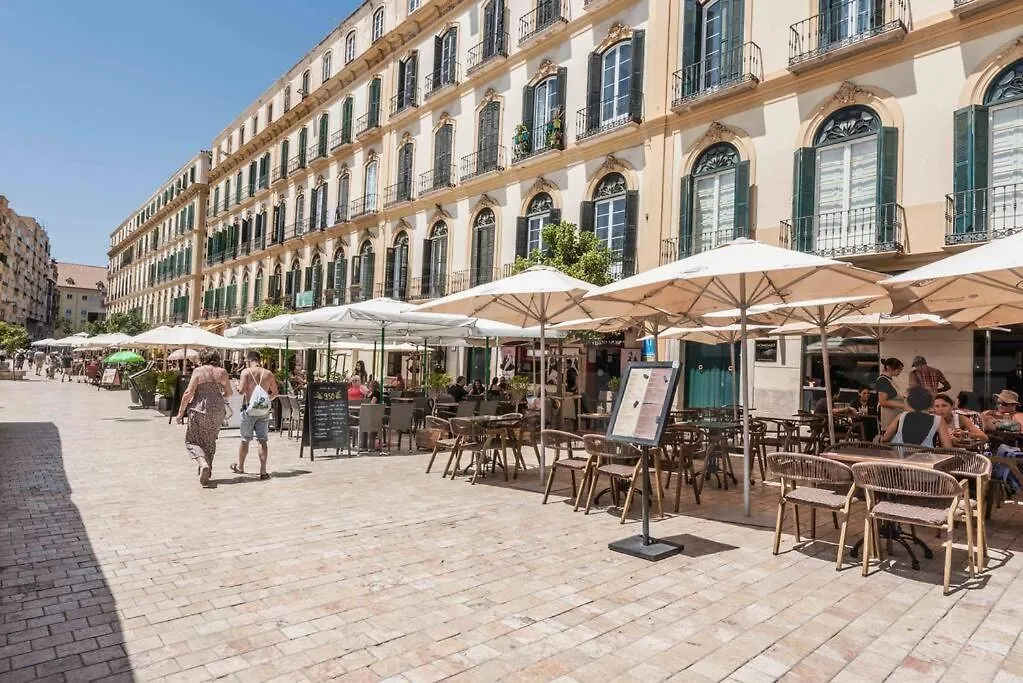 Classic apartment near Plaza de la Merced by REMS-1