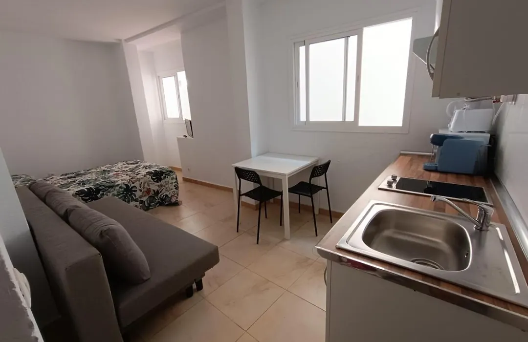 Apartamentos Duende Malaga-1
