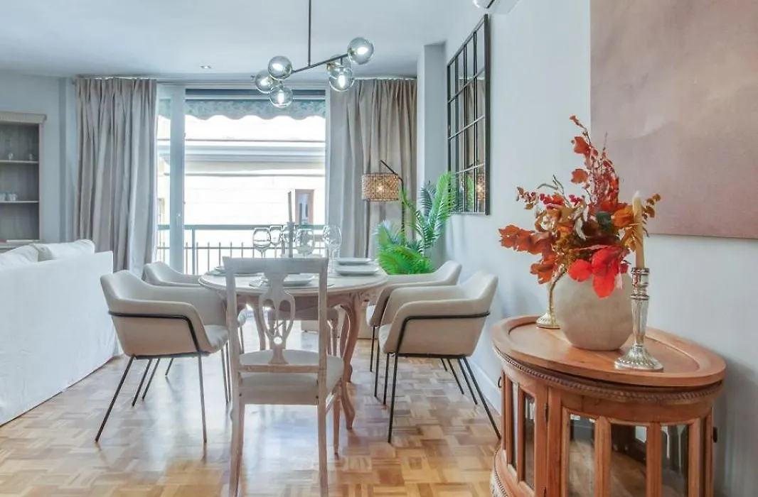 Cervantes Luxury Apartment-1