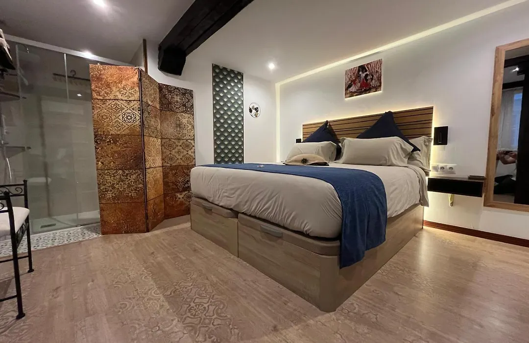 Emilysuites - Malaga Centro Historico-1