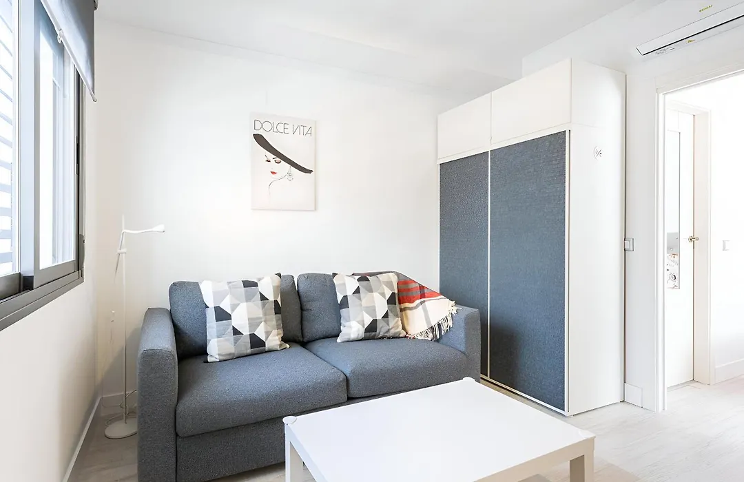 SuiteHomes Dos Aceras-1