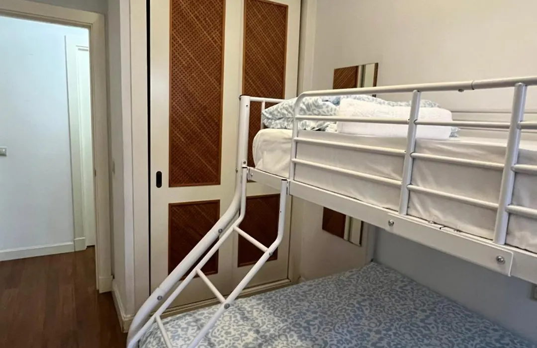 El Torcal Luxury Apartment With Free Parking-1