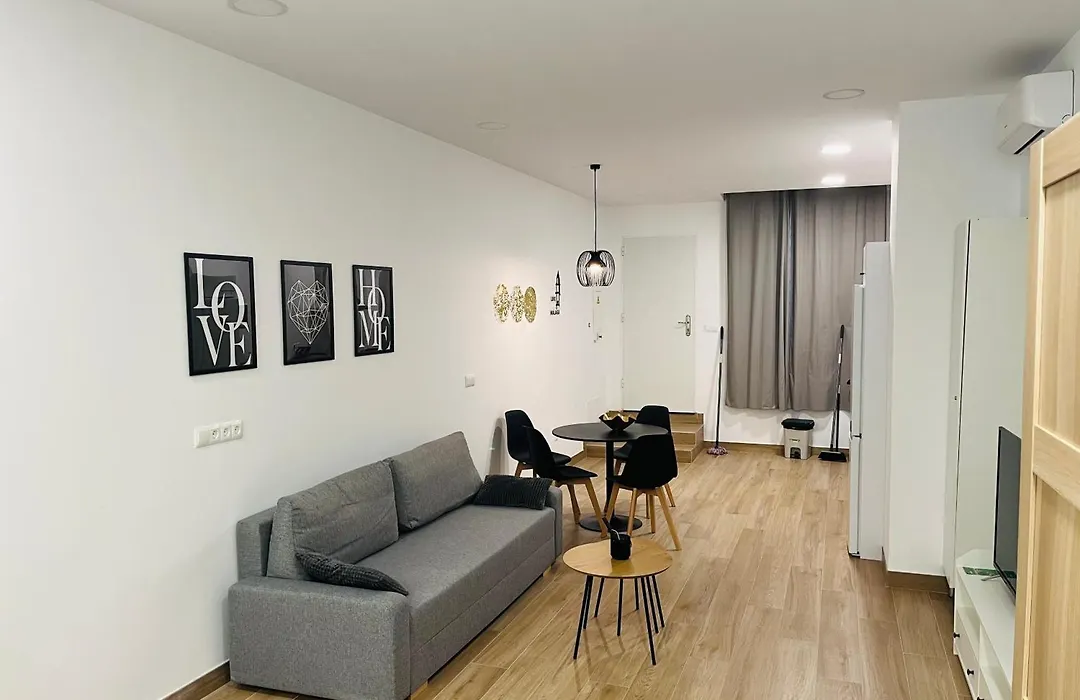 Living Station 8-1