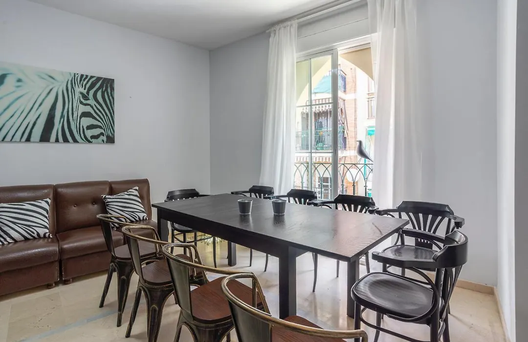 New broad GR2- XXL flat in Málaga Center for big groups-1