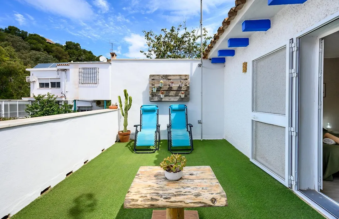 Blue Castle Guesthouse-1