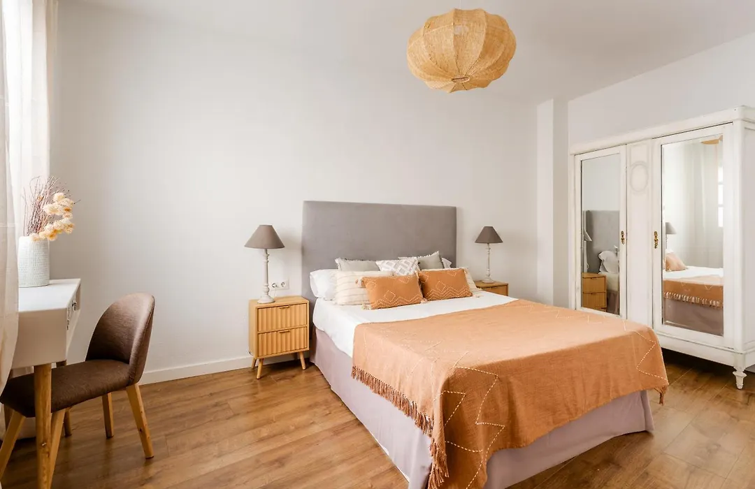 Arte Chic Apartamento de 3 Habitaciones en el Centro Historico-1