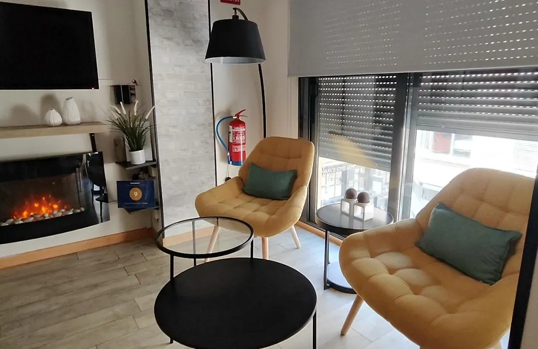 Studio Miramar Suites Malaga-1