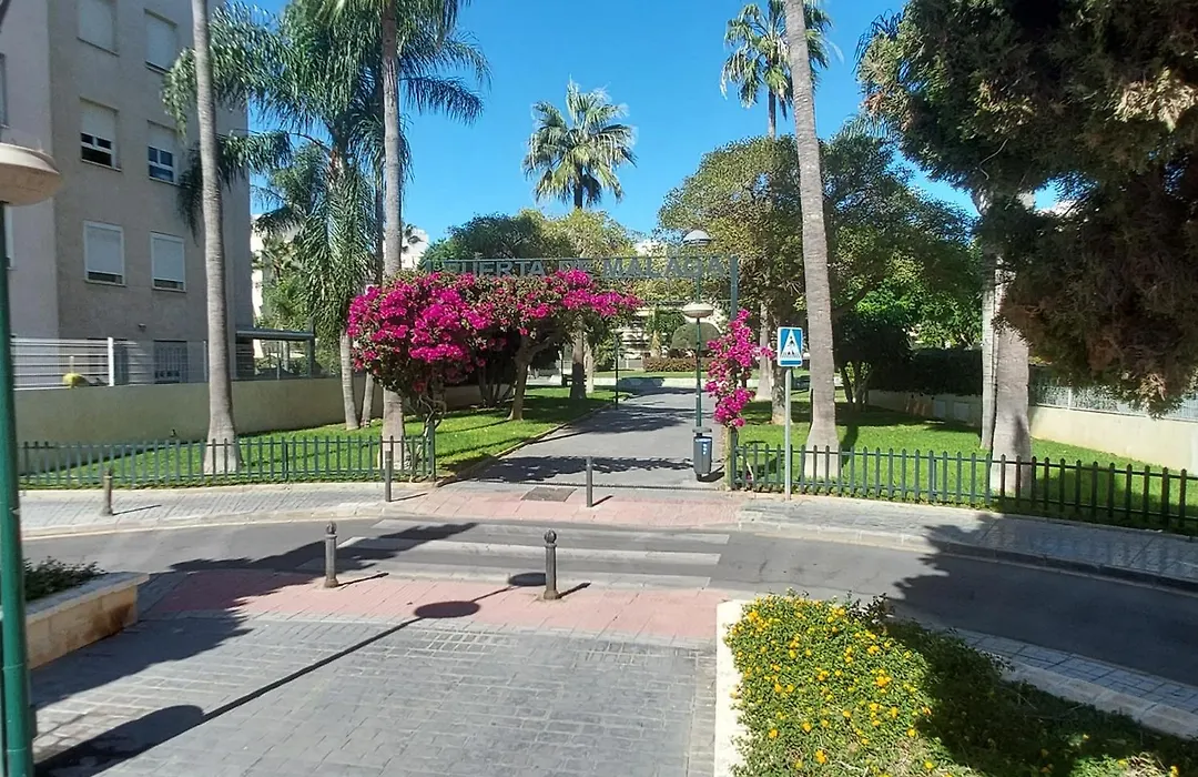 Málaga la Bella-1