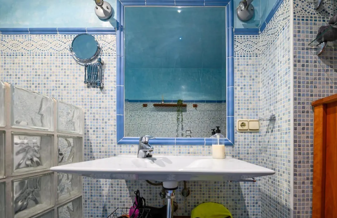 Precioso apartamento en Málaga al lado de la playa-1