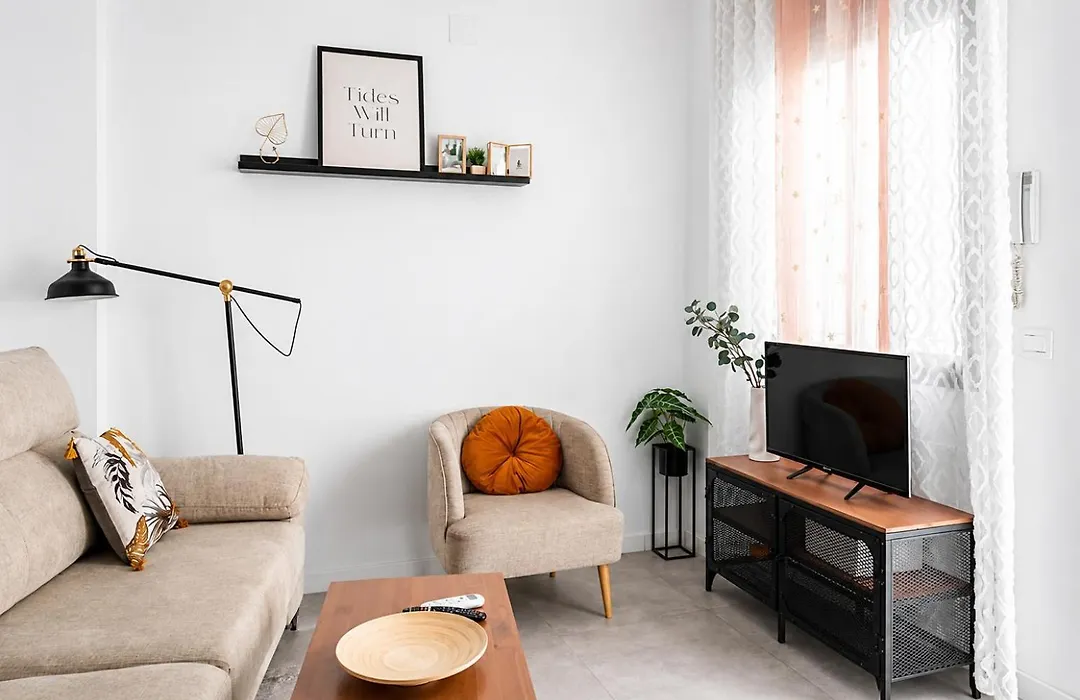 Apartamentos Jara Málaga Centro - Bajo C-1