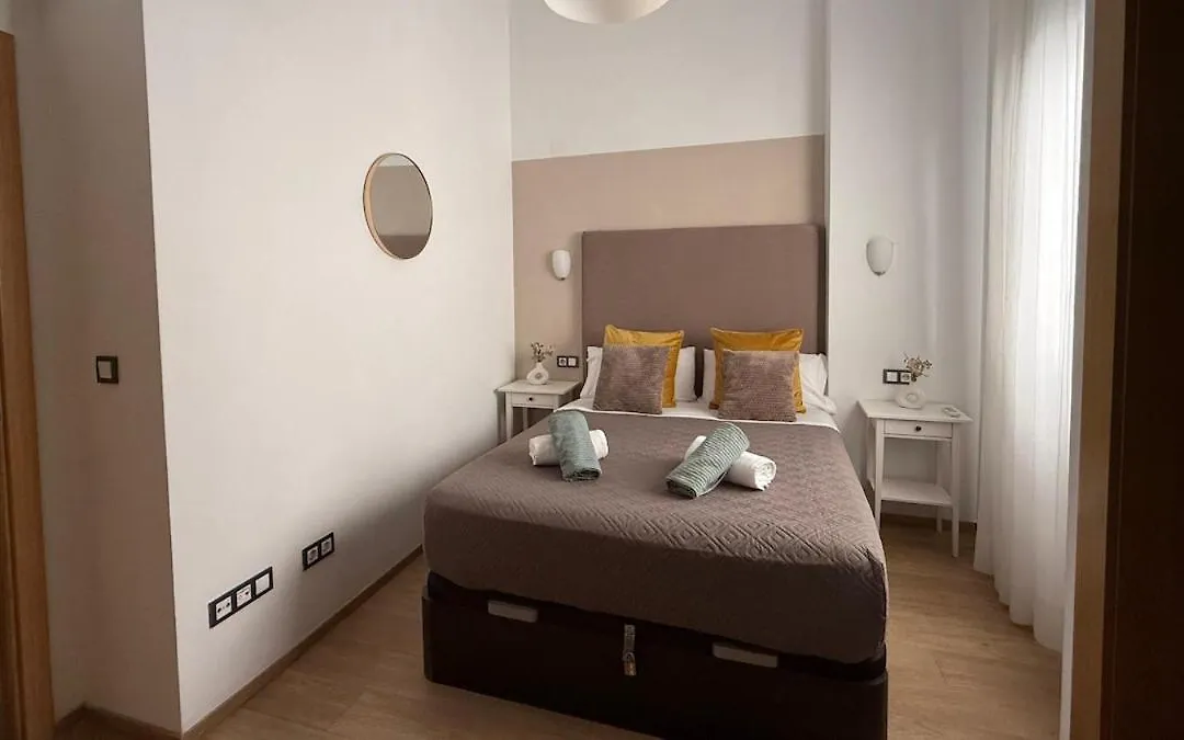 Quiet Apartment In The Heart Of Malaga Pool & Free Parking-1