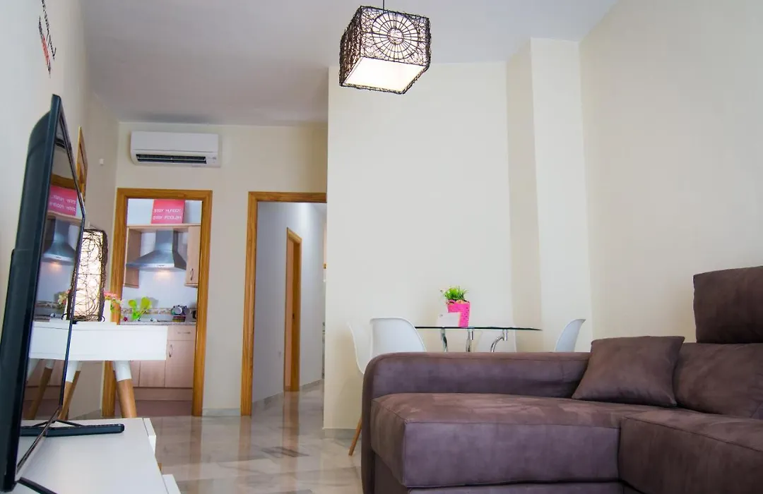 Holidays2Malaga Marques de Villafiel Cozy downtown apartment-1