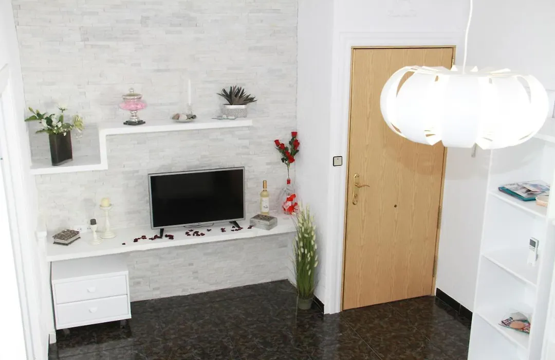 Shiny Per Family Apartment-1