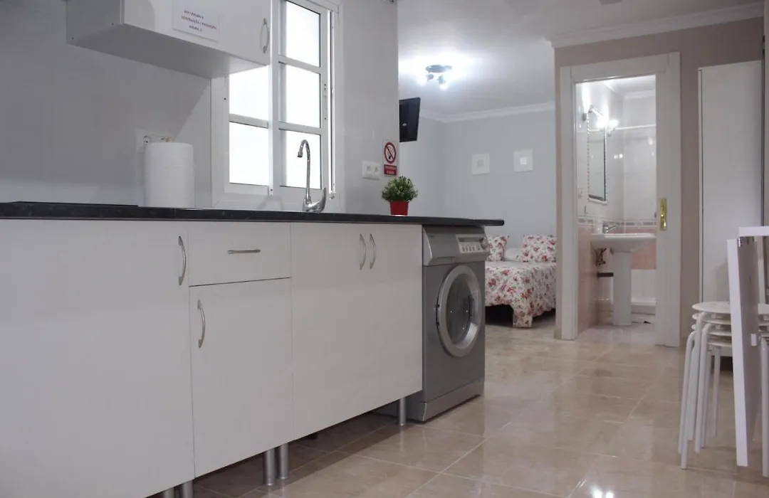 Nice And New Studio Very Close To The City Center 2ºa-1